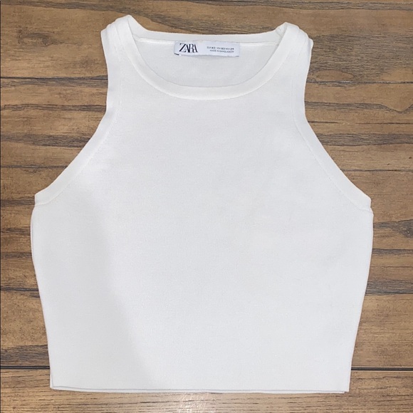 Zara Tops - ZARA WHITE CROP TOP - XS